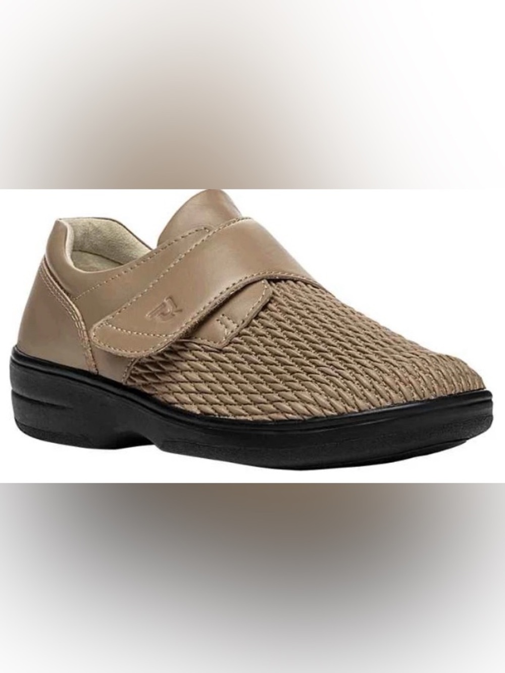 Propet Women's Size 7.5XX Wide Taupe‎ Olivia Women's Stretchable Orthopedic Shoe